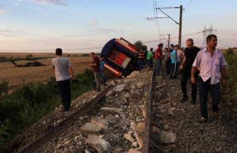 İstifa edecek bir kişi bile yok mu, bir kişi?