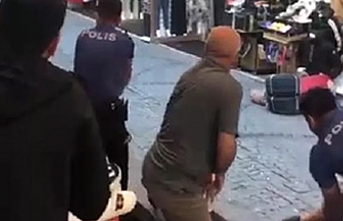 Beyazıt'ta silahlı kavga: Biri polis 5 yaralı