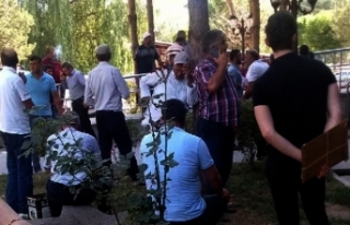 Müftülük toplantısında silahlar çekildi: 3 imam,...