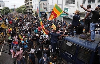 Sri Lanka'da halk ayaklandı