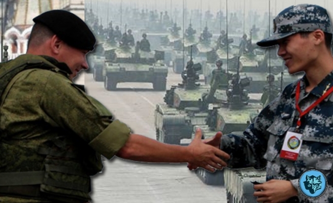 Rusya ve Çin'den gövde gösterisi